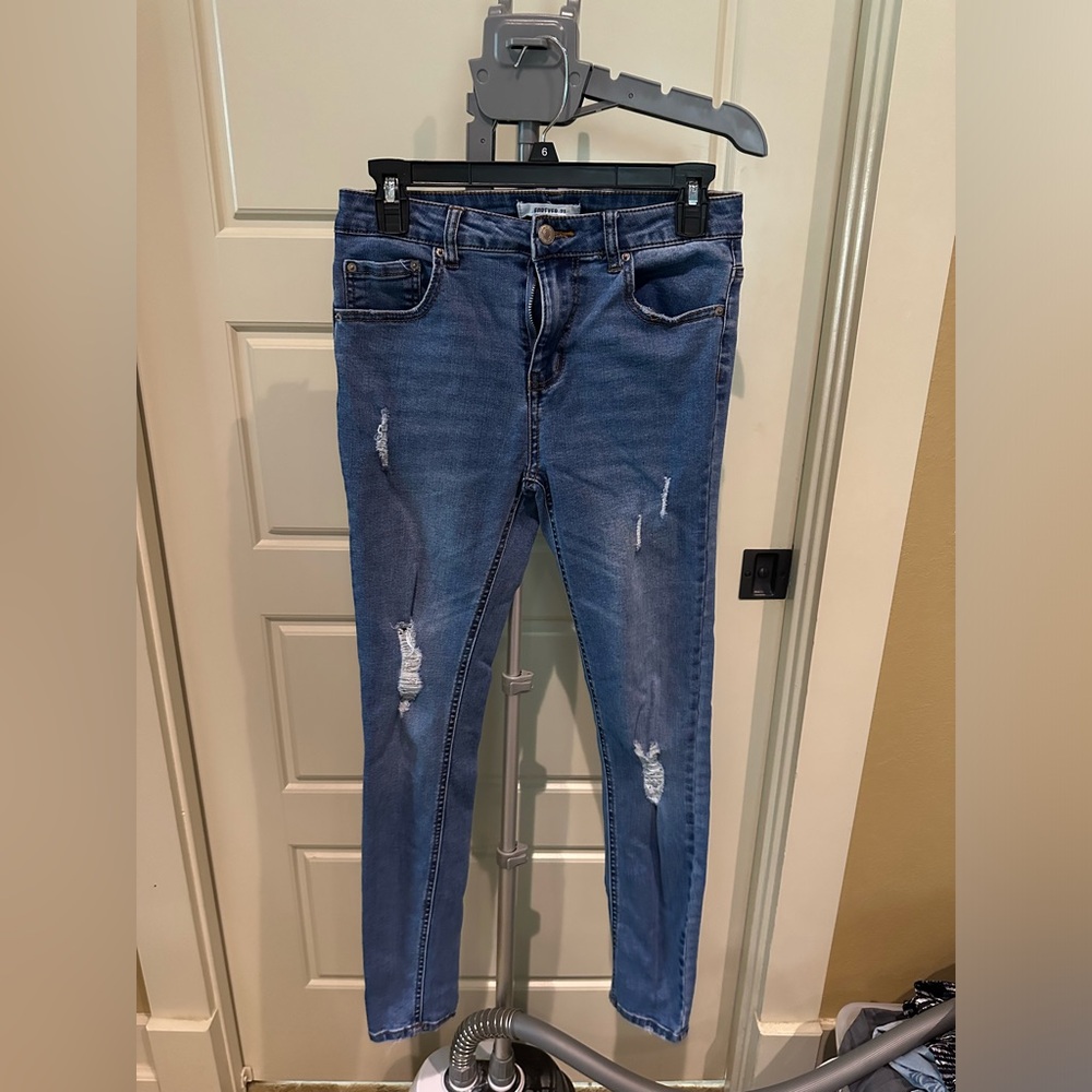 3/$30 EUC (worn 2 times) Forever 21 skinny jean